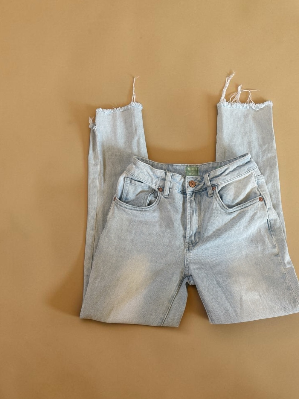 Articles Of Society Light Blue Cropped Ankle Jeans